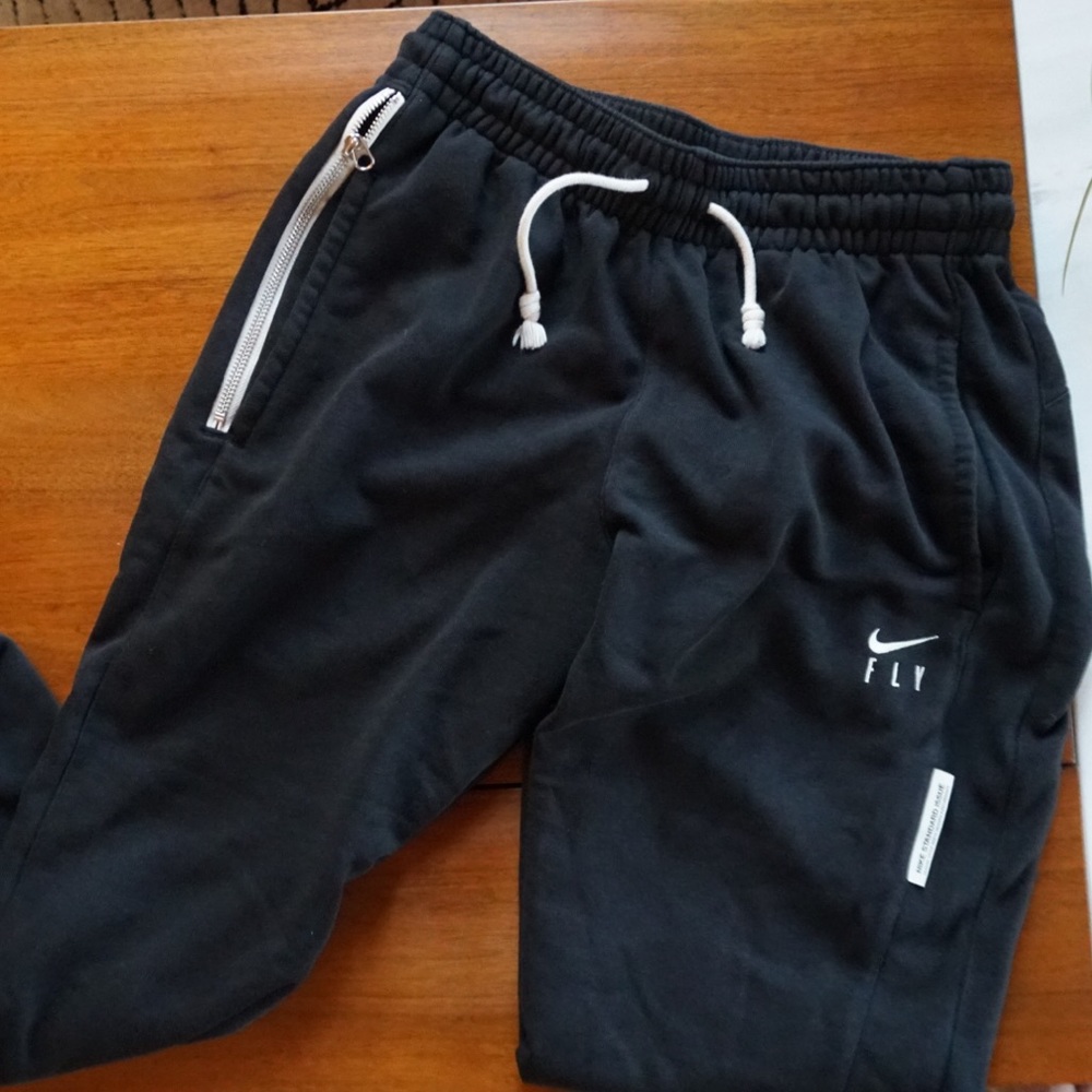 Nike Swoosh Jogger